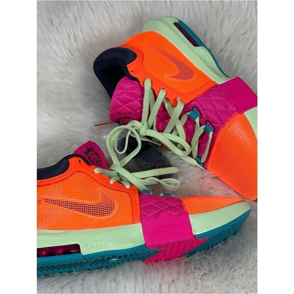 Nike Lebron Witness 8 Orange Blue
Basketball Shoes Men's 
FB2239-800